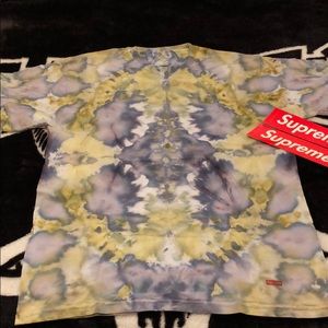 🚨1/1 Custom Supreme dyed shirt🚨